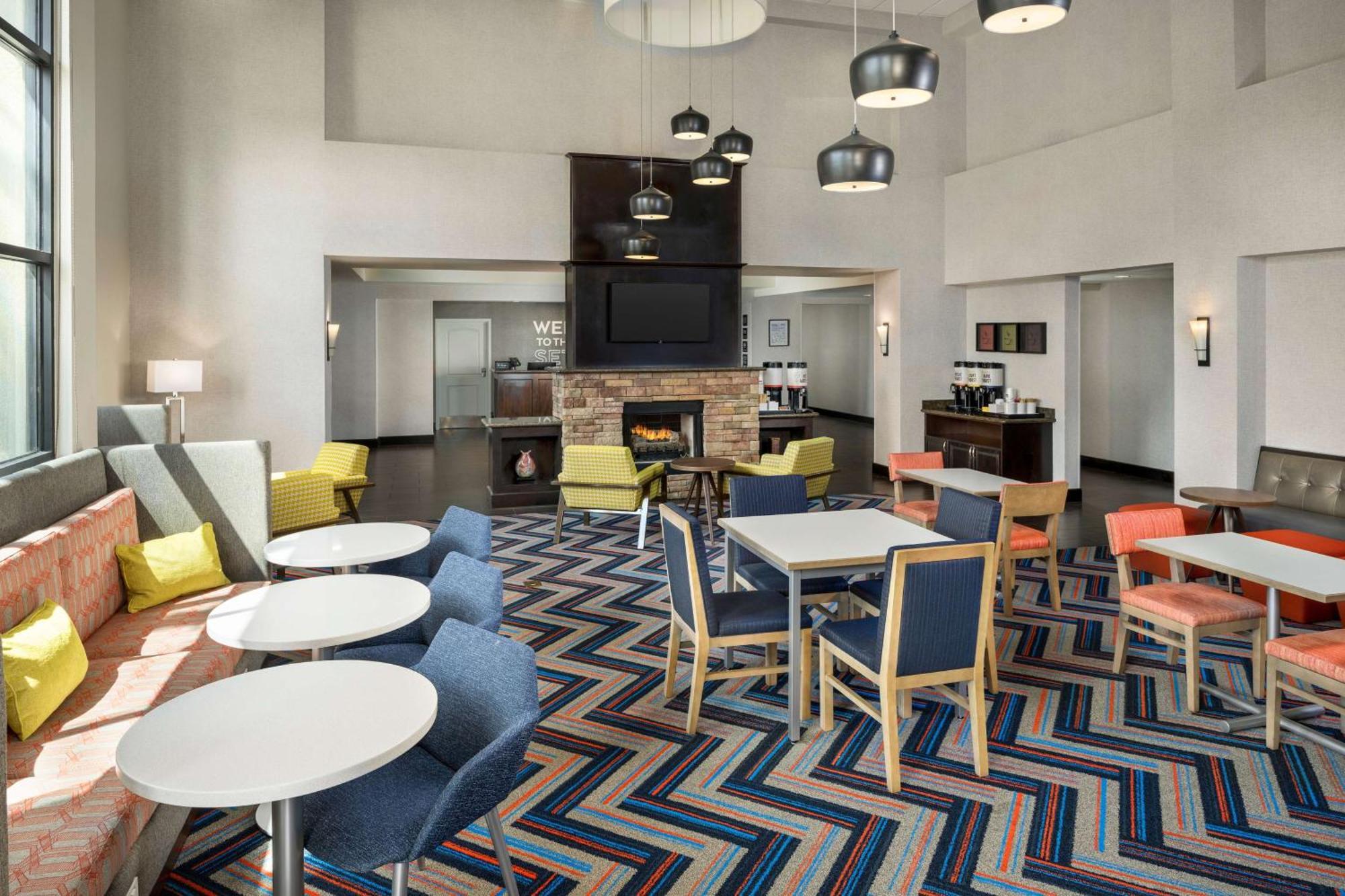 Hotel Hampton & North/happy Valley 3*
