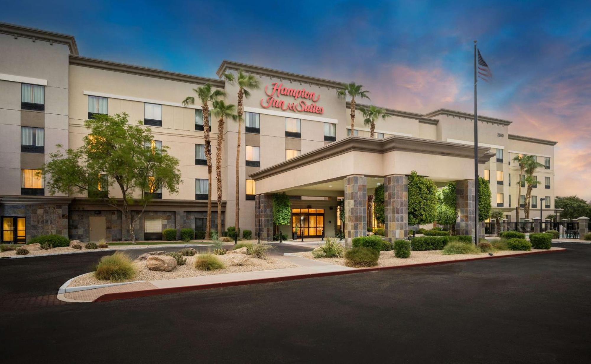 Hotel Hampton & North/happy Valley