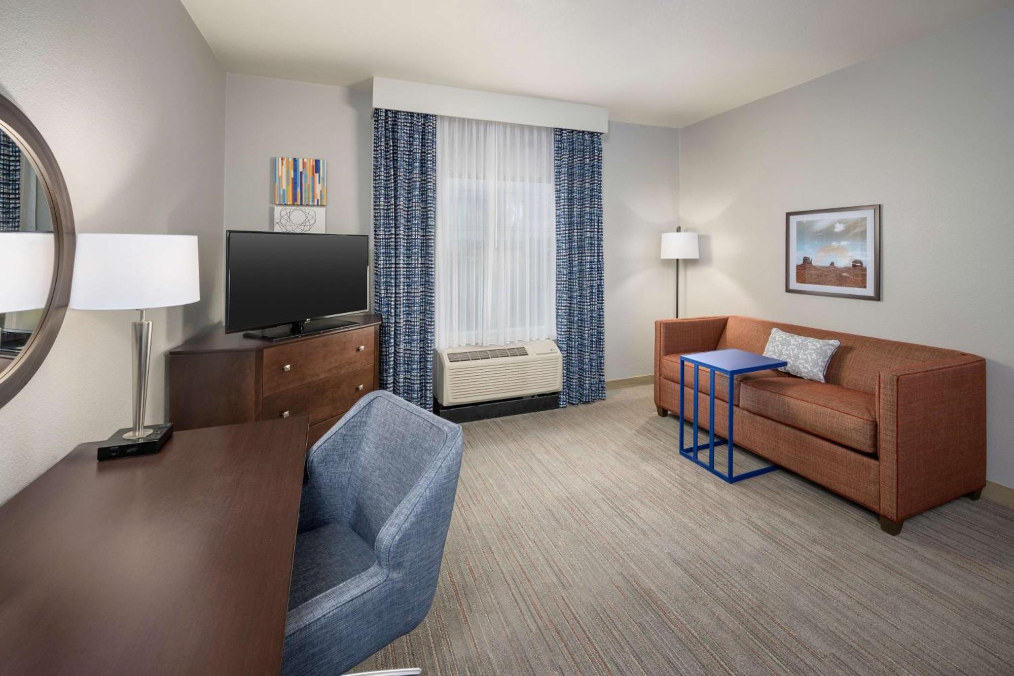 Hampton & North/happy Valley Hotel 3*