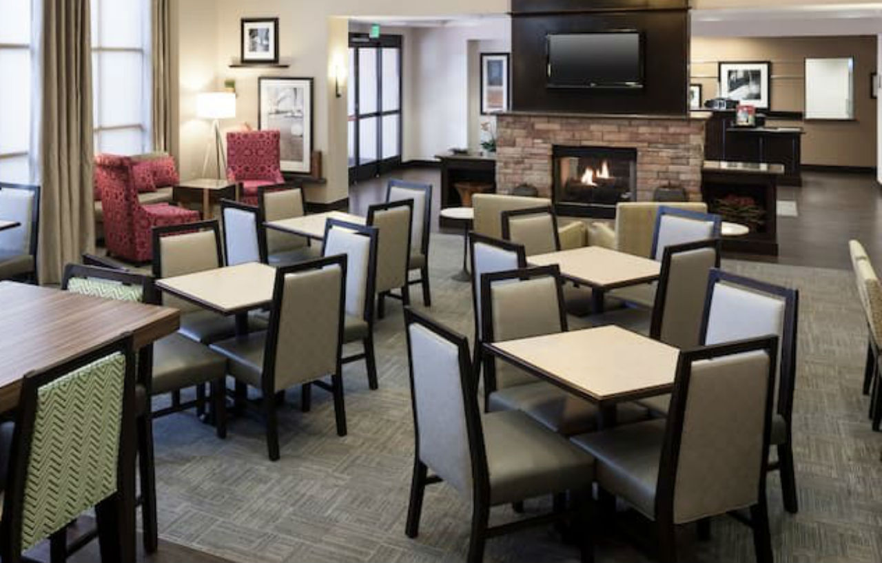 Hampton & North/happy Valley Hotel